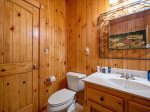 Babbling Brook - Lower Level Bathroom